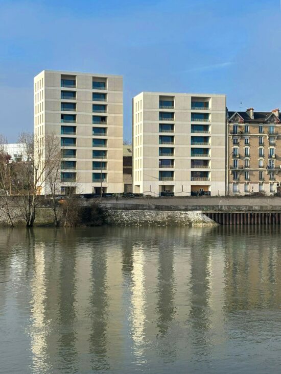Photographie des logements neufs depuis la Seine